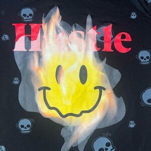 Vibes Brand Hustle Shirt -Emoji fire Graphic Tee🔥 NWOT Sz M